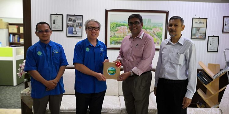 Mesyuarat CEO ACCIN dan team bersama Ketua Pengarah IKIM