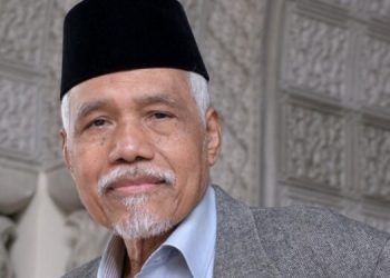 Beza Hadhari Abdullah Badawi Dengan Madani Anwar Ibrahim