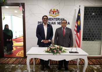 Kunjung hormat Menteri Perpaduan
